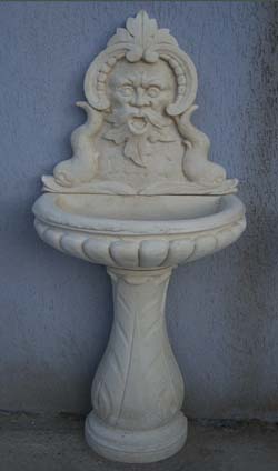 amar-manufatti in cemento-fontana a muro lilia