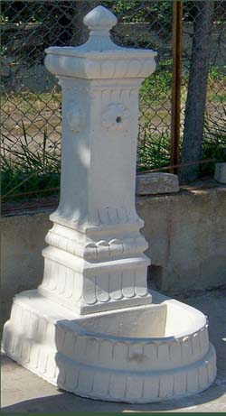 amar-manufatti in cemento-fontana Noemi
